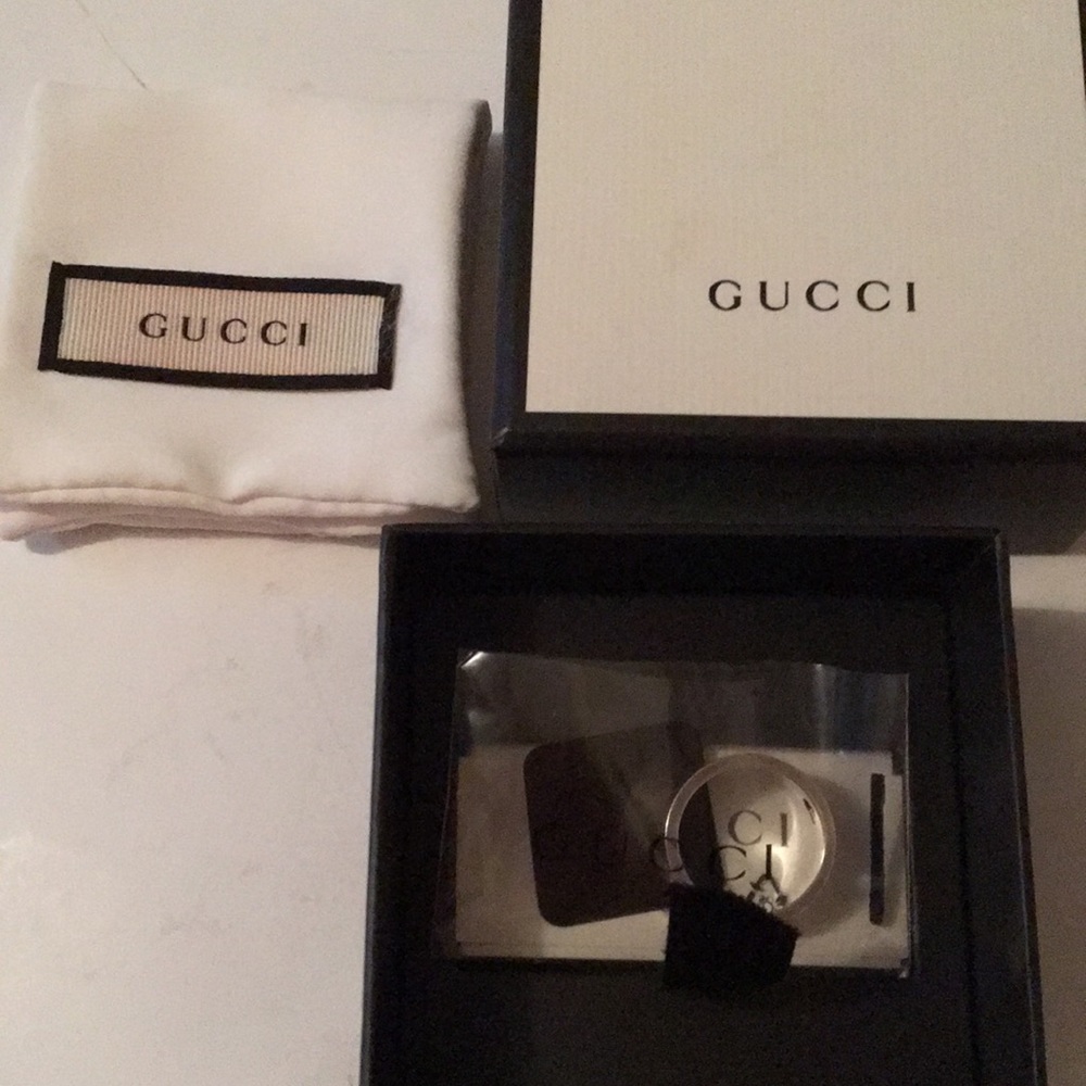 Gucci Monogram Sterling Silver Cut out Ring size 8.5 NIB - Picture 5 of 5